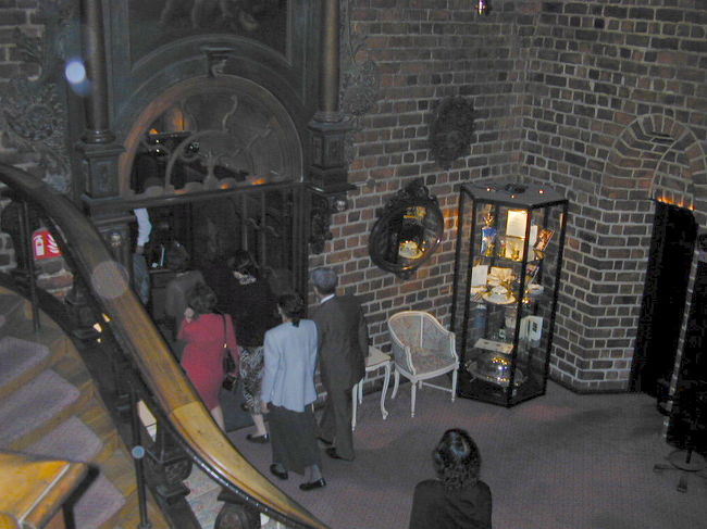 市庁舎の地下にはノーベル賞ディナーを食べさせてくれるレストランがあります。