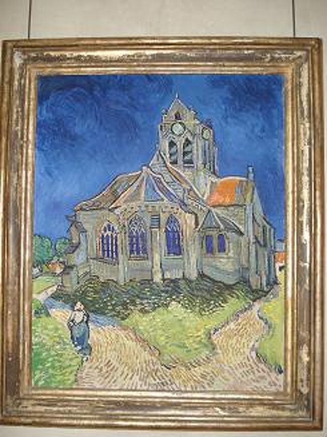 ゴッホ作<br /><br />何か良く見る絵だけどタイトルは…？？<br /><br />調べました。オヴェールの教会です。
