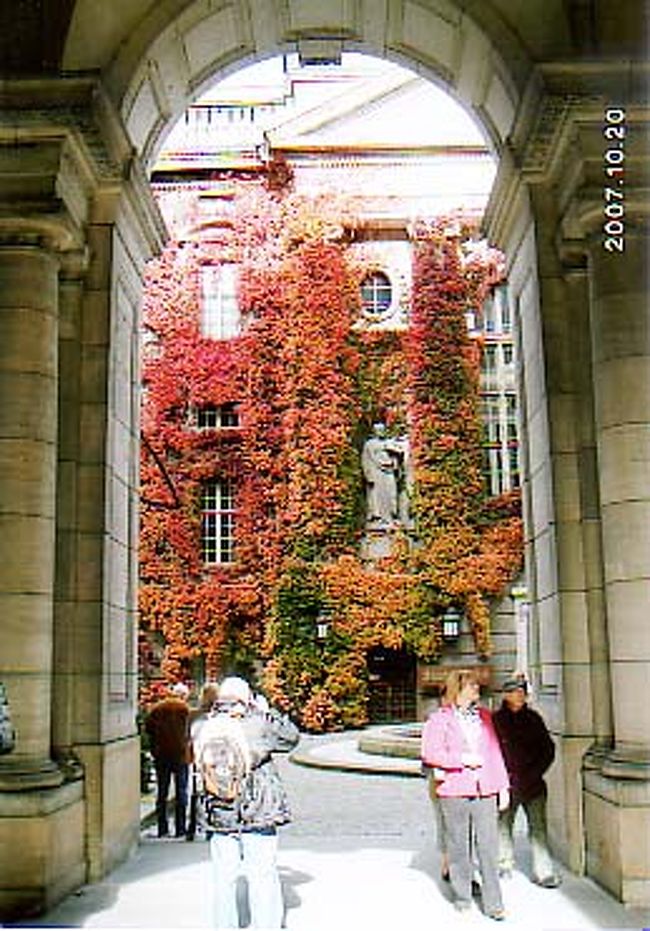 Berlin Nr.2/アレキザンダー・プラッツ駅からウンターデンリンデン