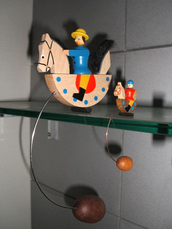 ヴェルナーさんの工房で買ったやじろべえです。<br />大：17.20ユーロ　小：4.75ユーロ