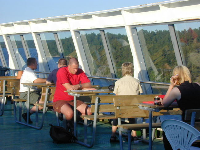 シリヤラインのデッキ風景です。