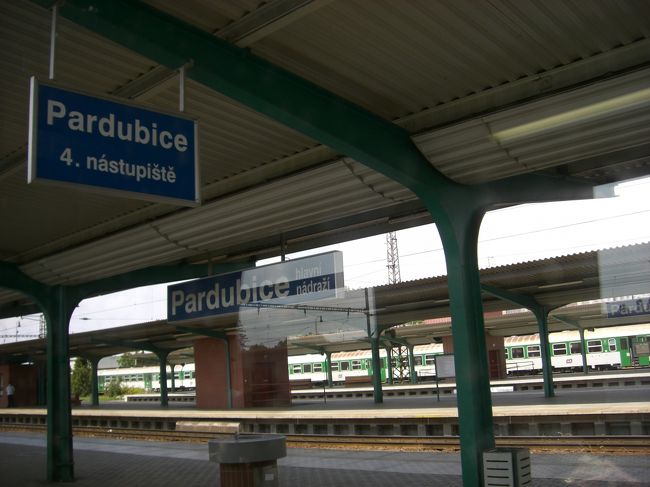 停車駅：Pardubice