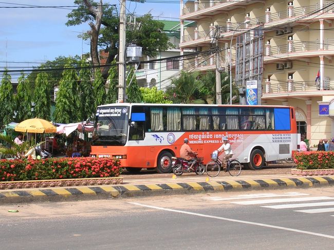 プノンペンへの長距離バス
