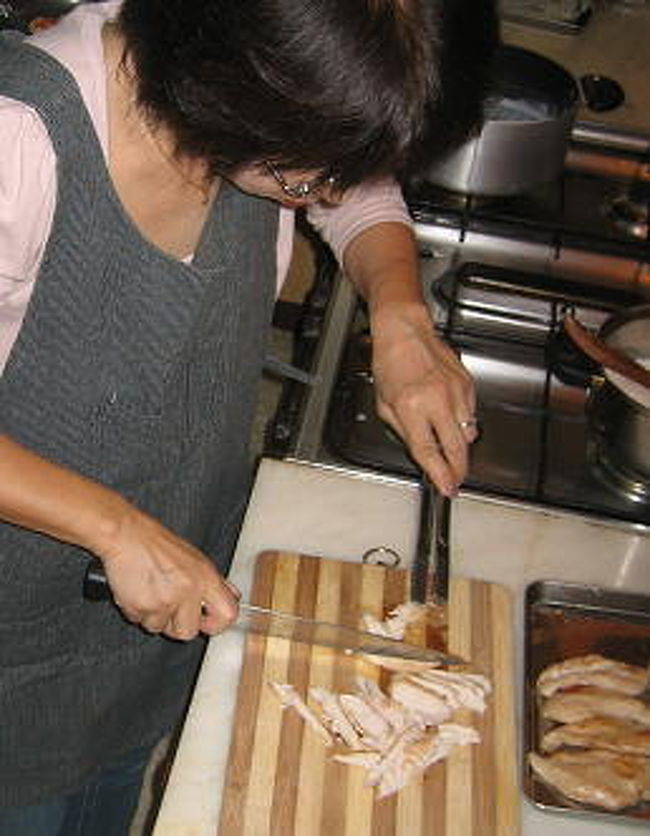 四番目の\(◎o◎)／<br /><br />司会に助手にと大忙しだったＳその２さん。<br />インドネシア人の奥様の長めのサンキュー・スピーチを一気に通訳！<br /><br />すんごいっ！