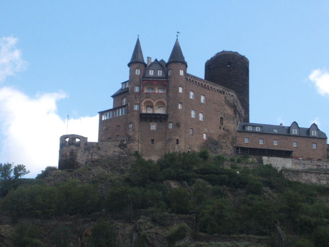 次の見所はネコ城です。<br />