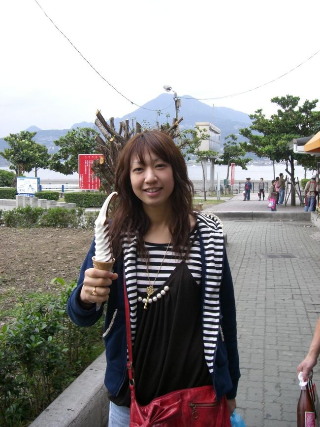 淡水にて☆<br /><br />２０センチ？ソフト３０円♪