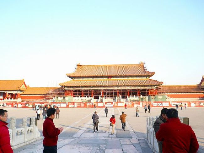 わかっていましたが、工事中。メインの太和殿は今日は見れません。