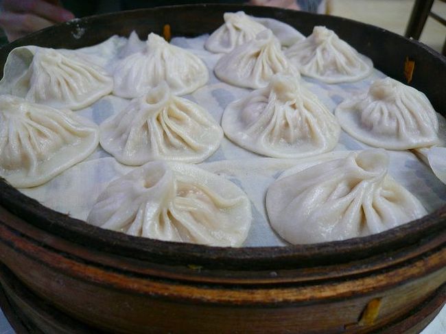 成功です。１２個で９元☆２人で２４個も食べちゃいました。他の料理は中国語が読めず断念。でもジューシーでもちもちでとてもおいしかったです。<br />ちなみに中国の黒酢苦手な人は、マイポン酢やマイしょうゆがあればさらに楽しめると思います。