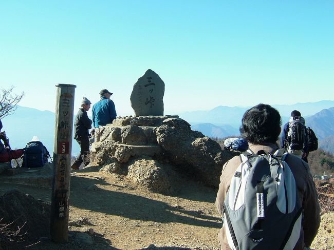 頂上はこんな感じ。