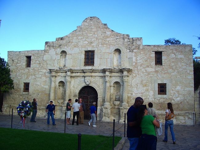 有名な「アラモの砦」