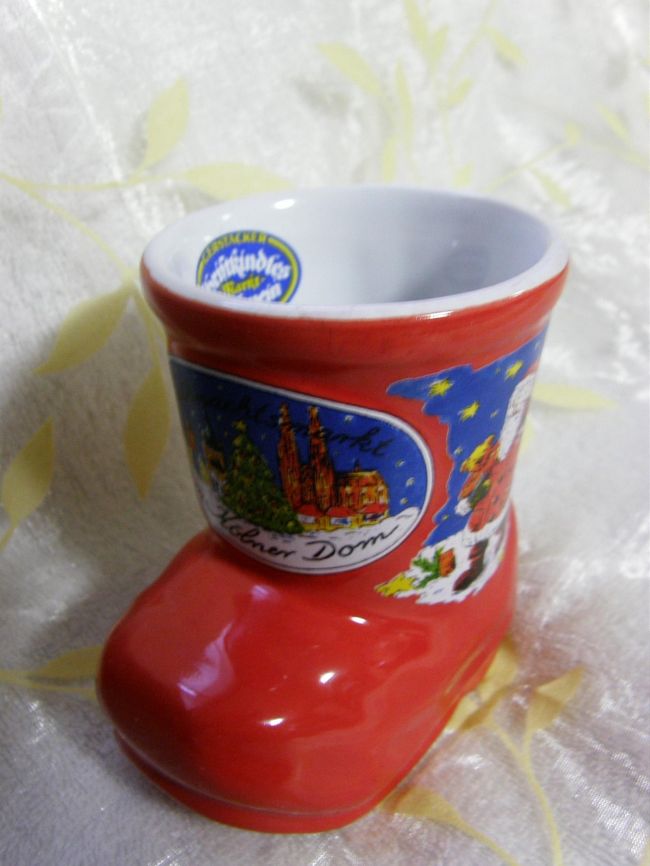 ケルンのカップ・その2<br />ブーツ型。