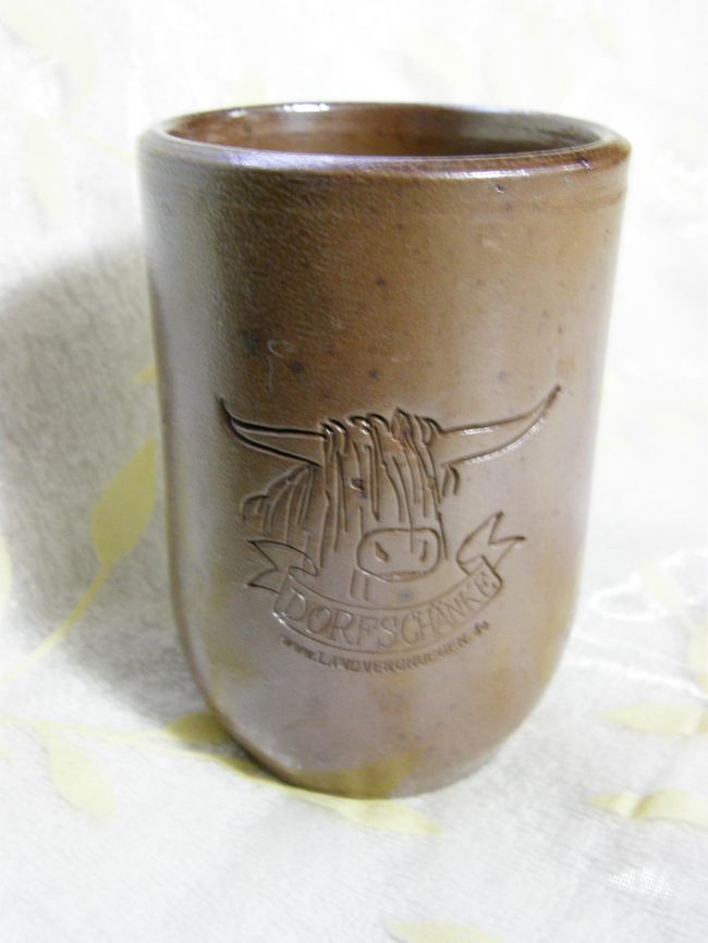 ハンブルクのカップ・その2<br />Hamburger Domの中にあった中世のマーケットのもの。