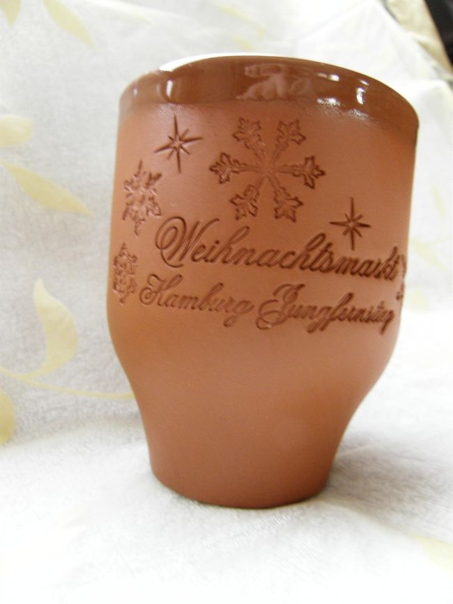 ハンブルクのカップ・その6<br />こちらもJungfernstiegのもの。