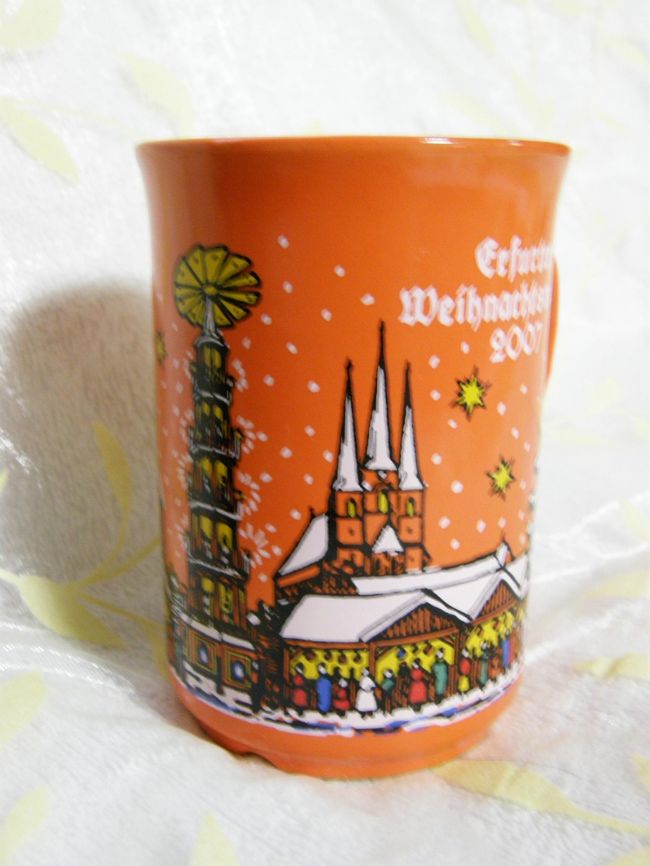 エアフルトのカップ・その2<br />色違いのものもありましたよー