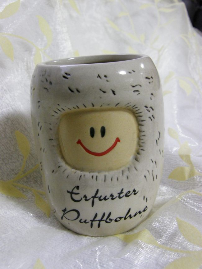 エアフルトのカップ・その4<br />不思議ちゃんなカップ。<br />･･･だるま？