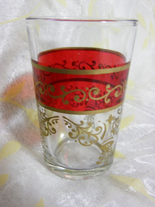 ドレスデンのカップ・その8<br />こちらも中世のマーケットのもの。