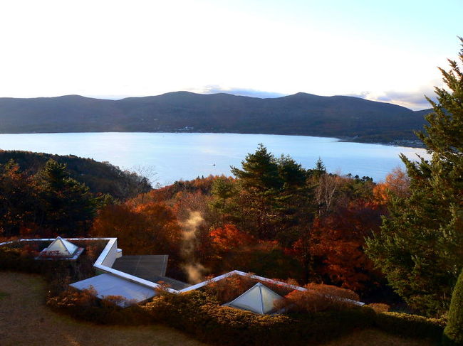湖面も輝きだしました