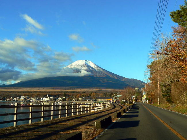 ここでも車を左に寄せて富士山の写真を一枚