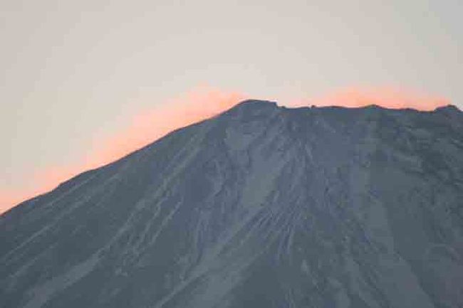 午前７時０４分です。(20D)