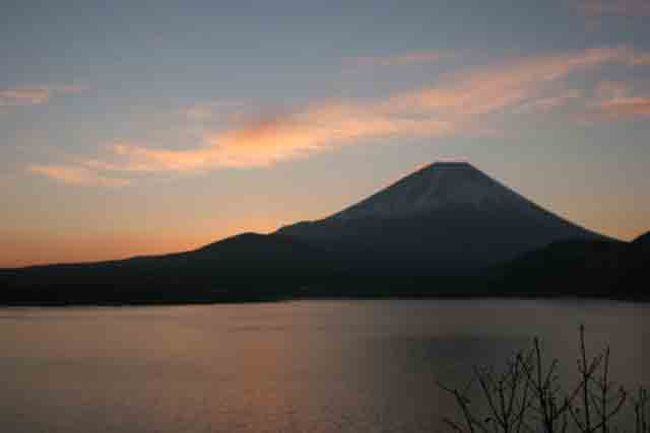 午前７時０６分です。(20D)