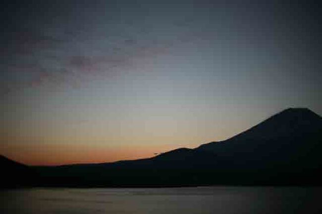 午前６時４１分です。(5D) 