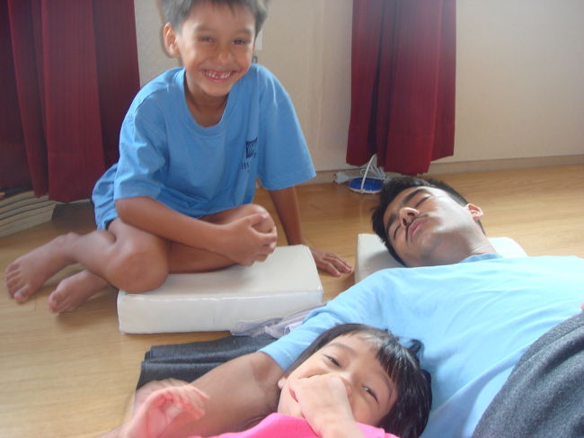 トランジットのソウル。行きがけに寄ったインチョンビーチまで、行く元気ナーイ。ミョンドンでちむじるばんってことに。パパ、爆睡ー！<br />旅行記の終わり近し。