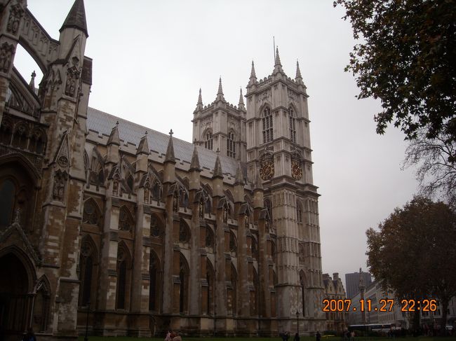 墓を踏みまくってうさ晴らし。<br /><br />内部は非常に楽しめたが。