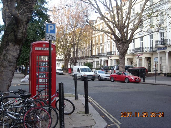 朝食の食べ過ぎでやや動きが鈍っている。<br />