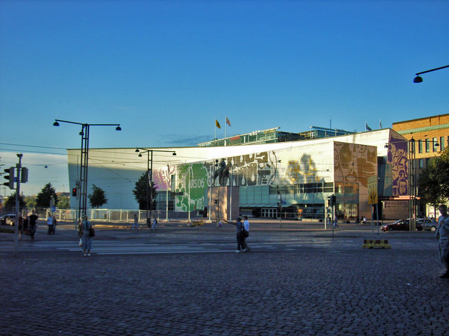 ヘルシンキの現代美術館「キアズマ」