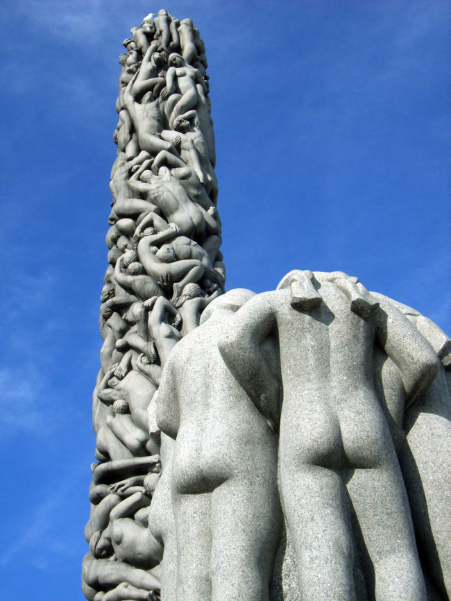 フログネル公園　ヴィーゲランの彫刻　The Monolith　＆　The Monolith Plateau