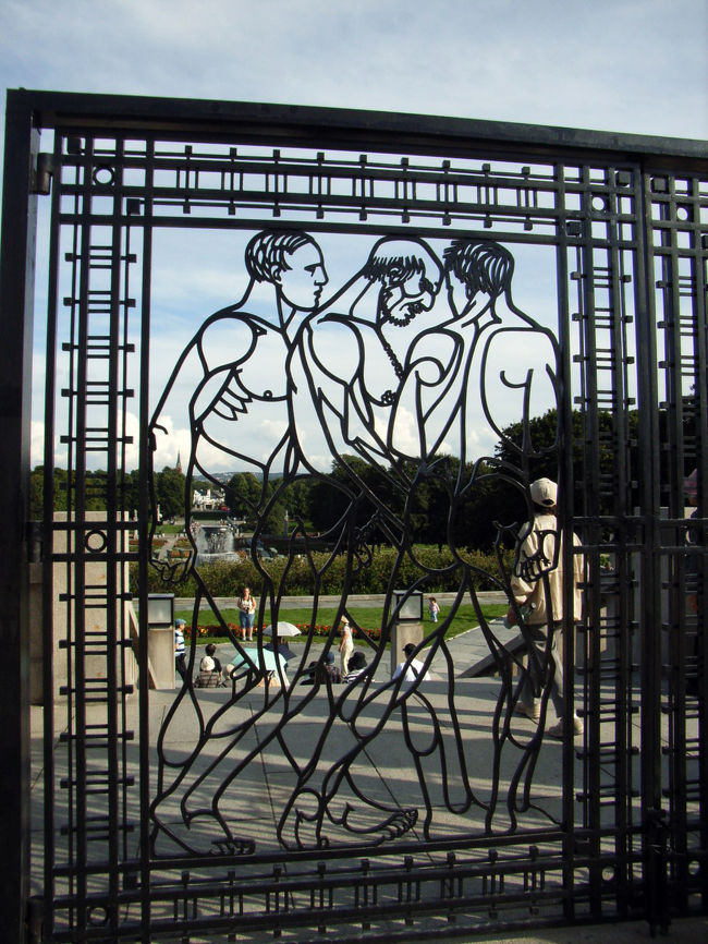 フログネル公園　Iron Gates