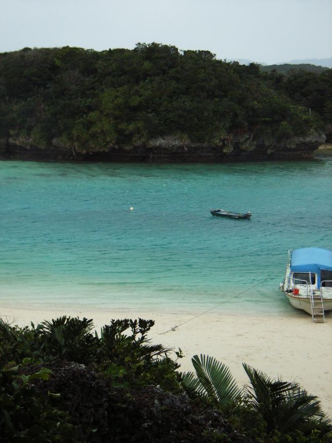 石垣島川平湾　曇っていても水の色はきれい
