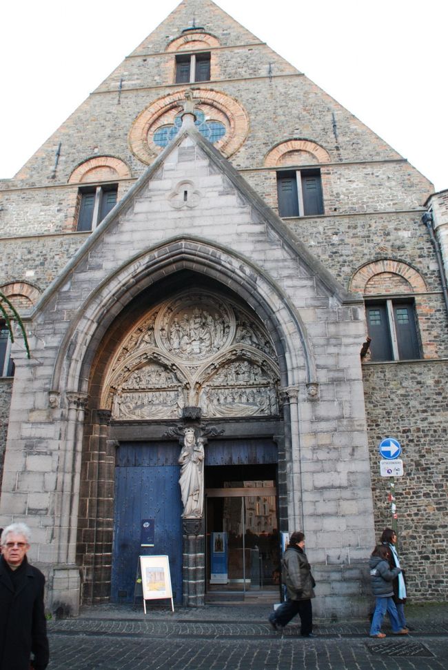 【メムリンク美術館】