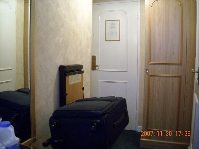 さようなら。<br /><br />徒歩でPaddington駅まで向かう。所要時間は途中軽く迷いながら約15分程。