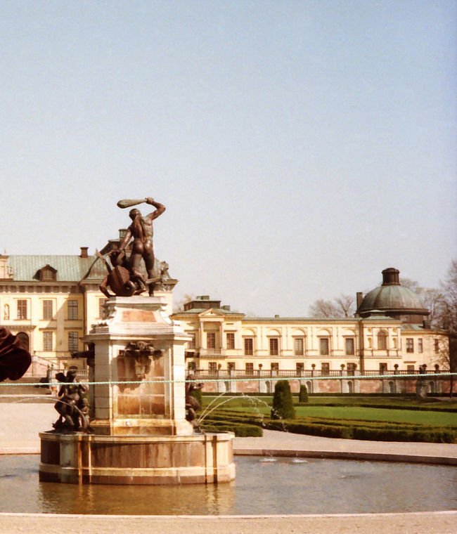 庭園にある噴水。<br />