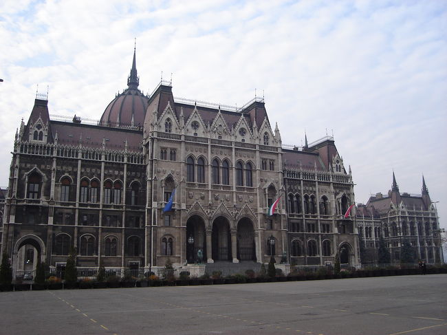 国会議事堂に到着です。おおー凄い！！