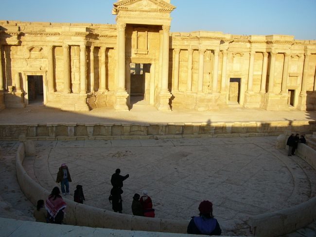 劇場です。ちょっと小さめかな？