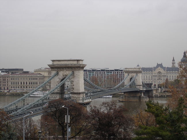 丘を降ります。