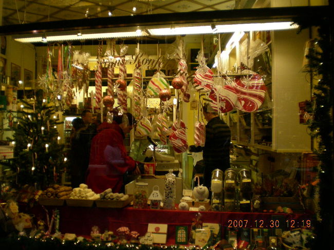 ガムラスタンにもGrannaのキャンディー屋さんがありました。