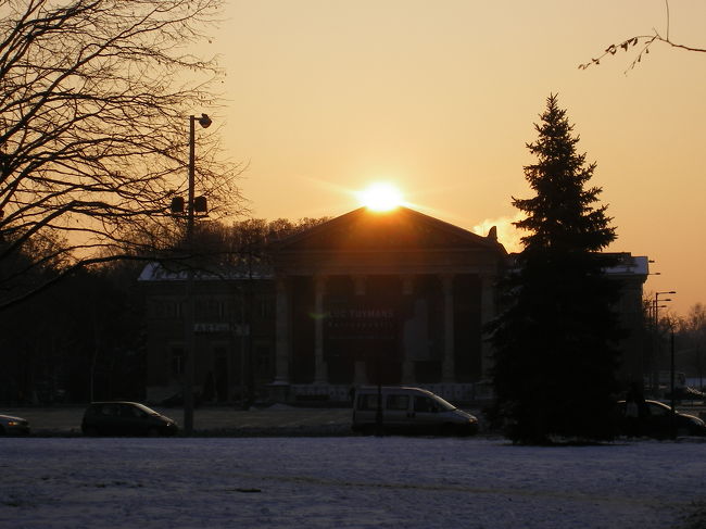 これはハンガリーでグーちゃんが撮った<br />ダイヤモンド富士なの。