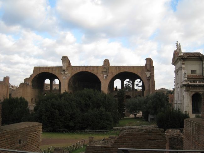 マクテンティウスのバジリカ