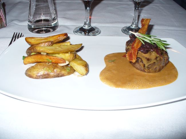 ヘルシンキで食べたトナカイのステーキ。<br />美味しかったです♪