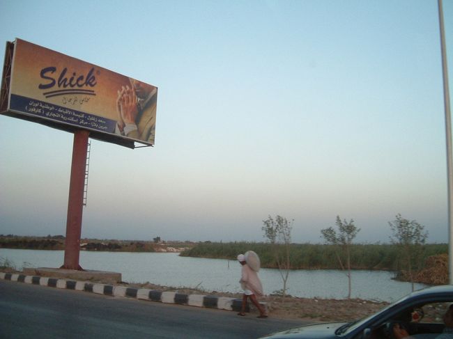 風情あるなぁ・・・。<br /><br />なんか涙がでそうな風景でした。