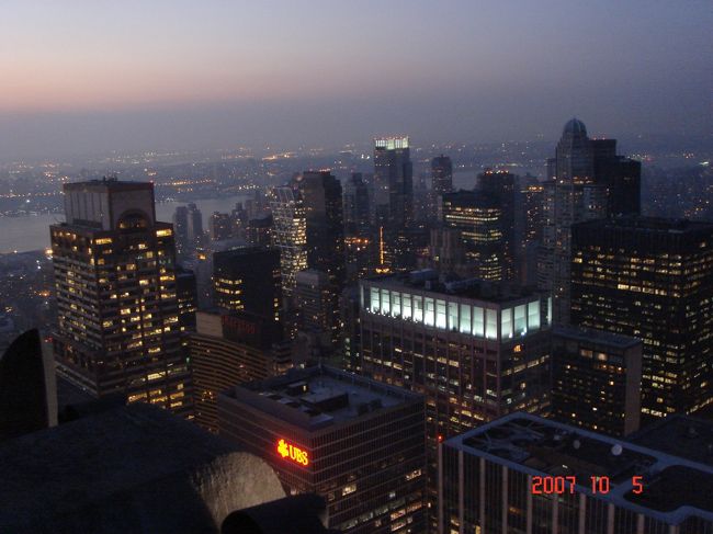 　トップ・オブ・ザ・ロックから北西の眺め。ハドソン川。