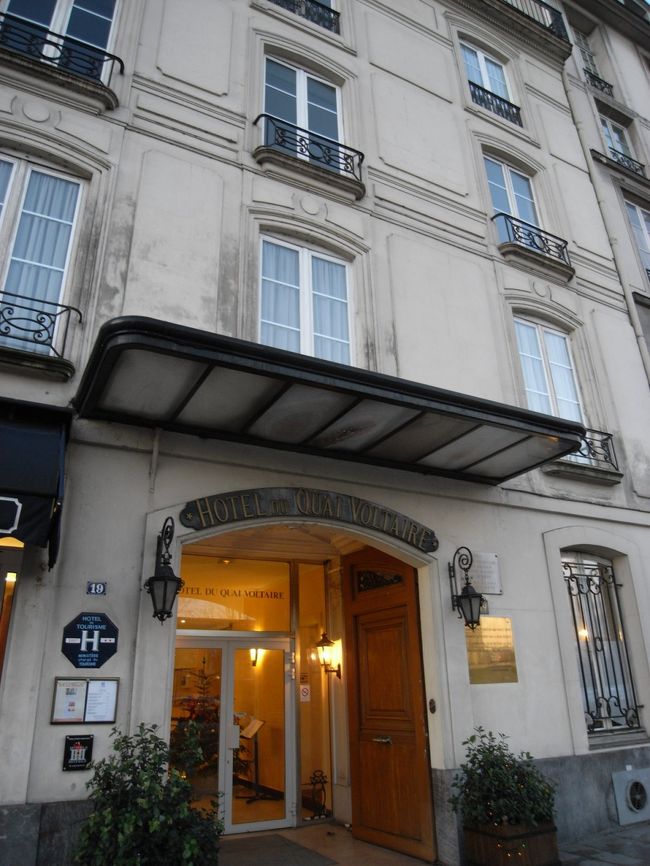 ホテルに荷物を預かってもらい出発です。<br />