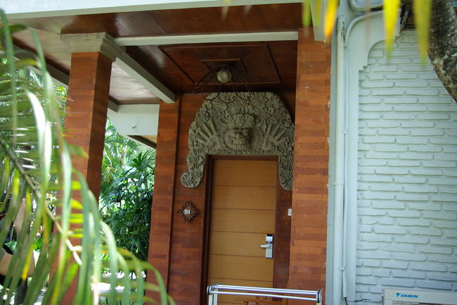 ホテルはデラックスコテージです。<br />外の声が気になりました。