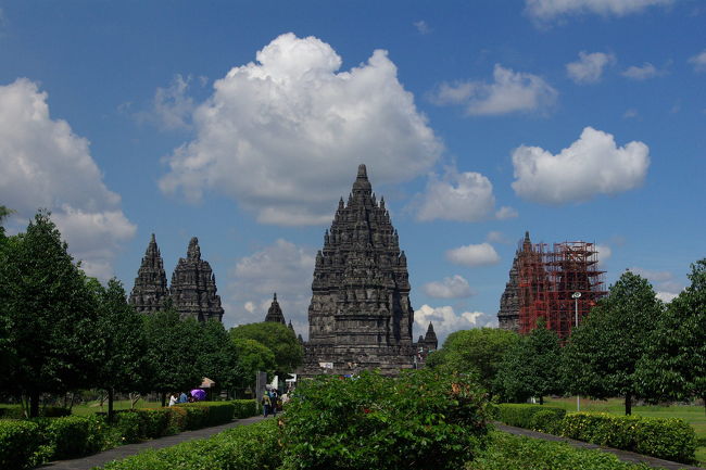 世界遺産プナンバナン<br />地震のため、修復工事中です