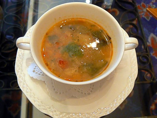 ミネストローネ　<br />サラダとセットで ￥５２５−