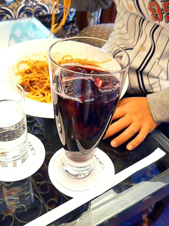 長男はぶどうジュース