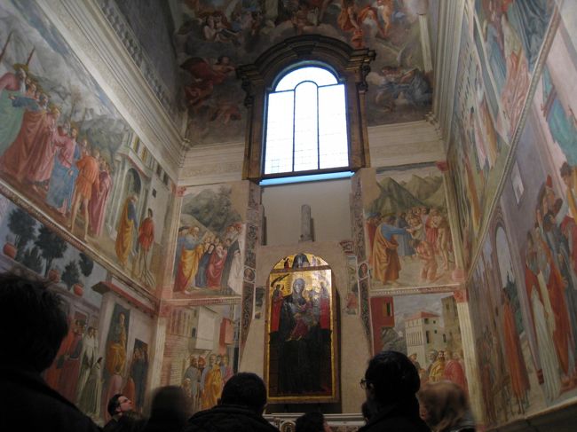 教会内のフレスコ画